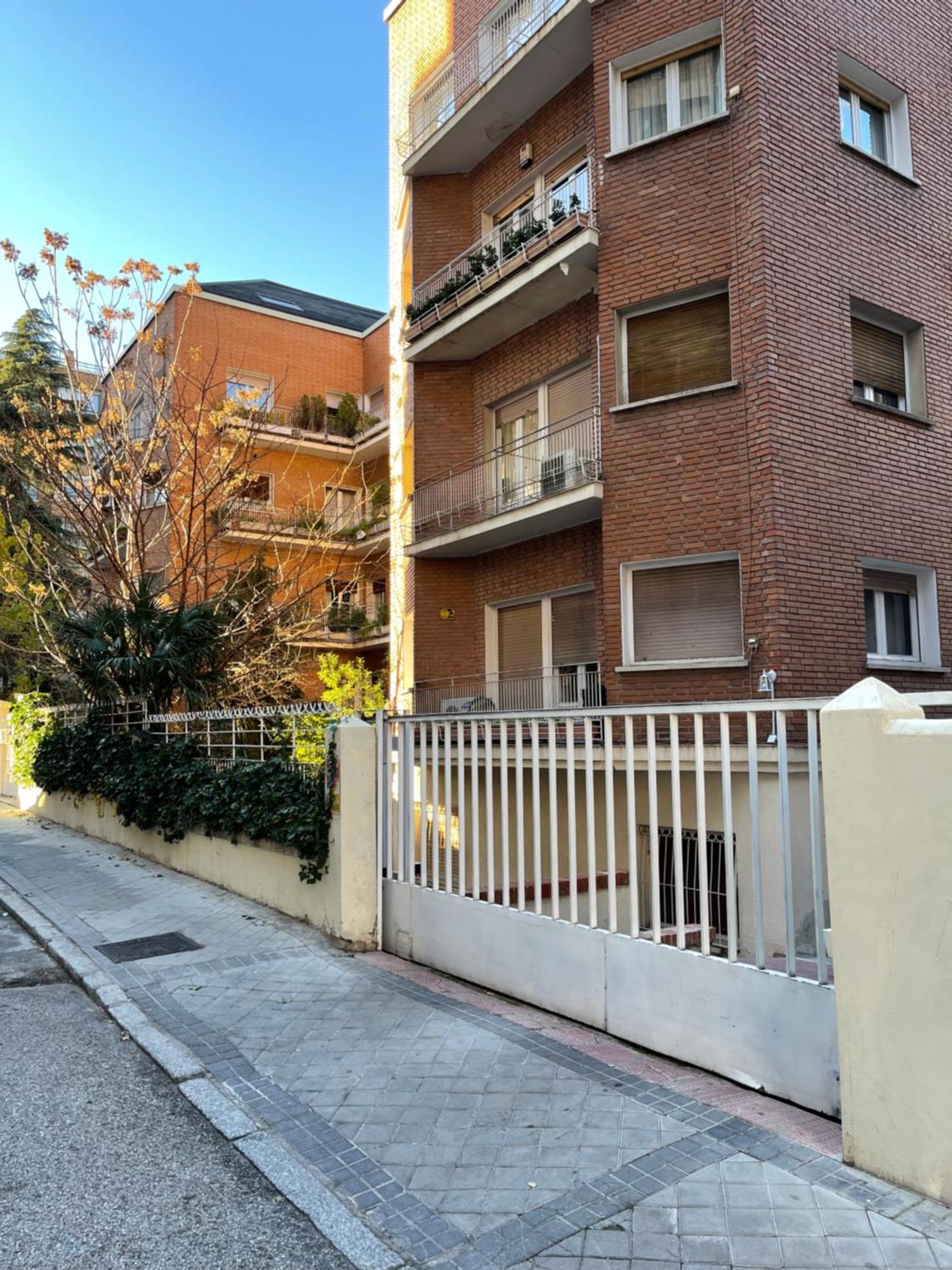 Apartment Flat Near Real Stadium Madrid